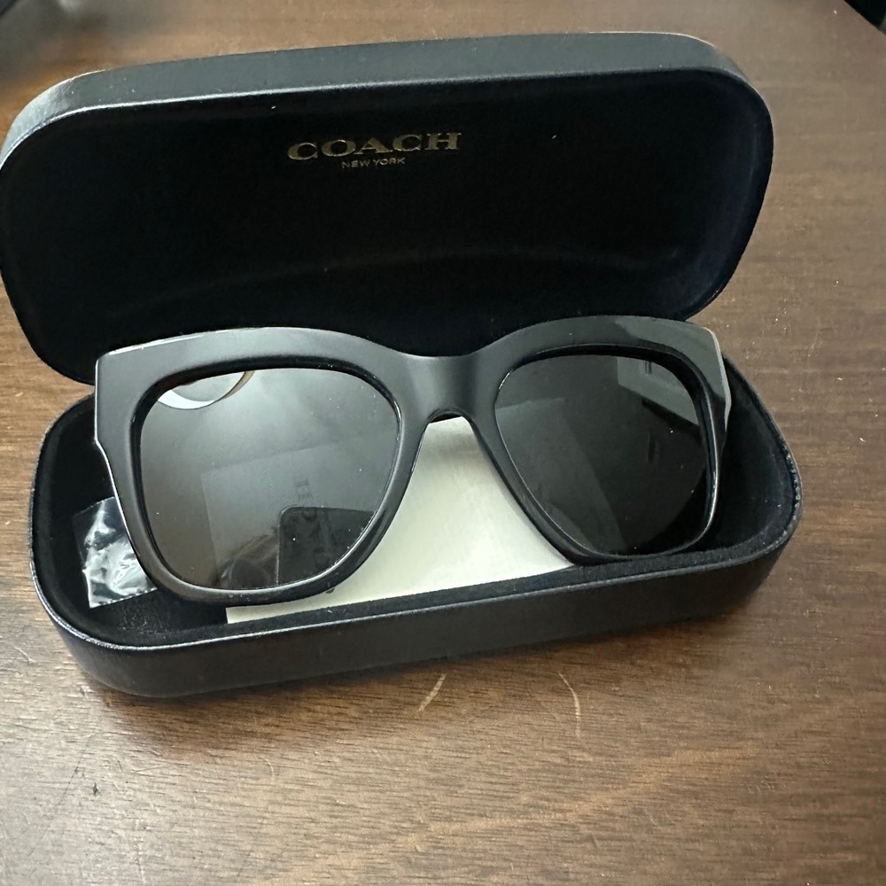 Black Coach Horse and Carriage sunglasses. NWOT •Authentic